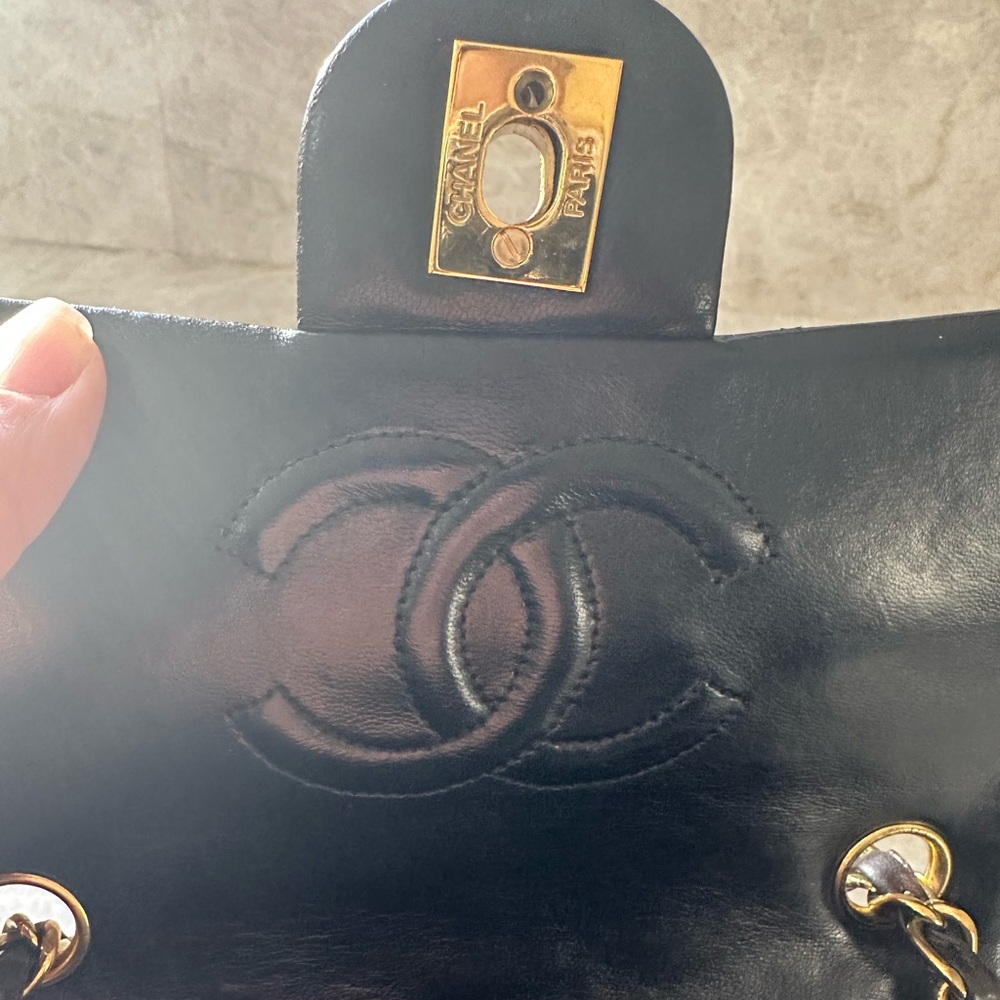 Chanel Mini Square Vintage Flap Bag - Picture 9 of 10